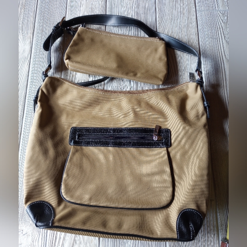 MAXX NEW YORK Large Tan Canvas Black Stap Shoulder Bag